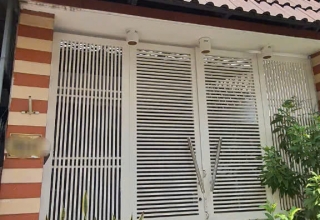 Cần bán nhà nở hậu tại hẻm xe hơi Đường Xô Viết Nghệ Tĩnh, Phường 26, Quận Bình Thạnh.