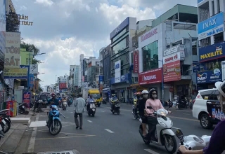 BÁN NHÀ PHAN ĐÌNH PHÙNG, NGAY CẦU KIỆU, PHÚ NHUẬN - KINH DOANH SẦM UẤT CHỈ 26,5 TỶ